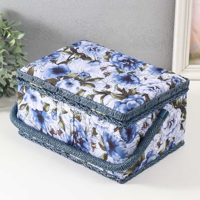 Шкатулка для рукоделия Шкатулка для рукоделия "Бело-голубые пионы" 19х26х14,5 см