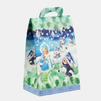 Новый год. Подарочная коробка новогодняя Сумочка мини "Краски зимы" 140 x 100 x 223 см. Новый год. Подарочная коробка новогодняя Сумочка мини "Краски зимы" 140 x 100 x 223 см.