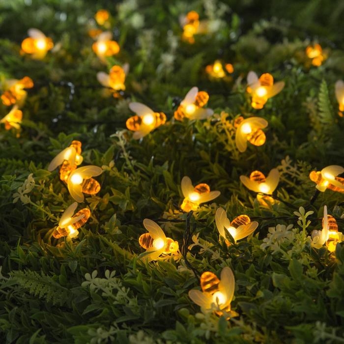 Гирлянда &laquo;Нить&raquo; 4.5 м с насадками &laquo;Пчёлки&raquo;, IP44, тёмная нить, 30 LED, свечение тёплое белое, 2 режима, солнечная батарея