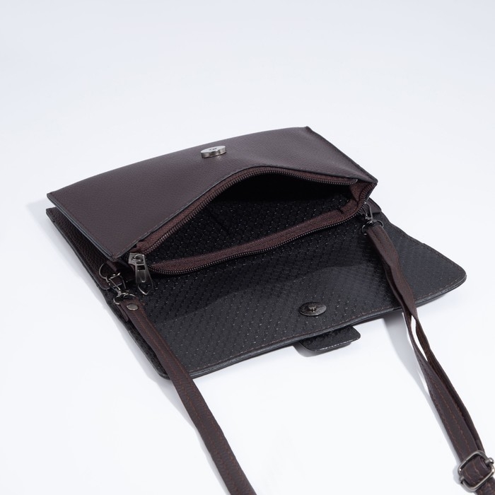 Сумка женская на магните, цвет коричневый Сумка женская на магните, цвет коричневый