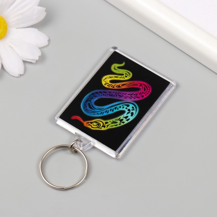 Новогодний брелок акрил Новогодний брелок акрил "Неоновая змея" 3,5х5 см
