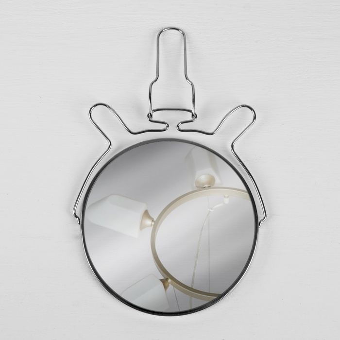 Зеркало настольное - подвесное «Круг», двустороннее, с увеличением, d зеркальной поверхности 16 см, цвет серебристый Зеркало настольное - подвесное «Круг», двустороннее, с увеличением, d зеркальной поверхности 16 см, цвет серебристый