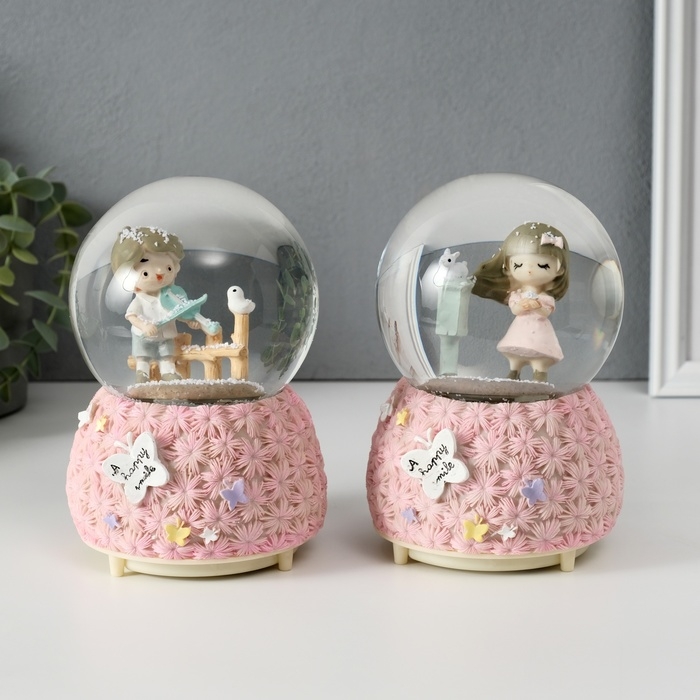 Сувенир полистоун водяной шар свет, музыка Сувенир полистоун водяной шар свет, музыка "Цветочная полянка и малыш" МИКС 10х10х14,5 см