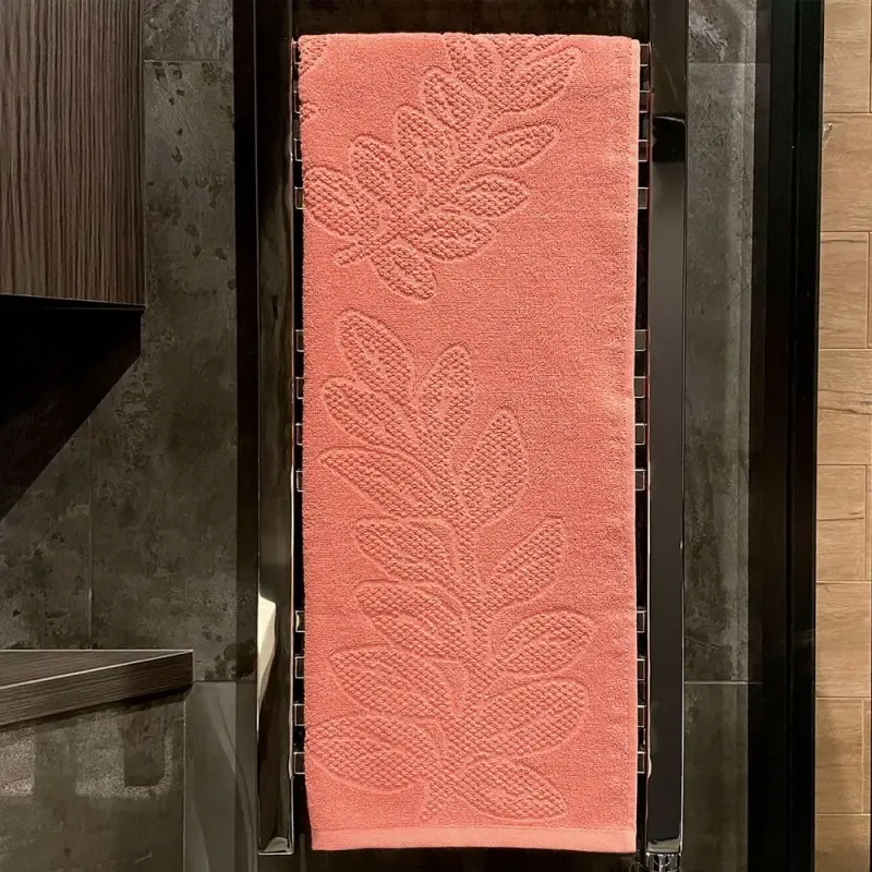 Полотенце махровое &laquo;Флора&raquo;, среднее, оранжевое (персиковое эхо)