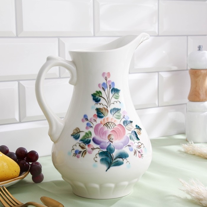 Кувшин &laquo;Клубничка вар. 2&raquo;, с крышкой, 2 л, 10&times;27 см, 1 сорт, авт. Рогочая Н.В.