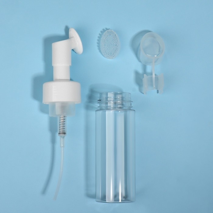 Бутылочка с щёткой для умывания, с дозатором, 150 мл, цвет белый/прозрачный Бутылочка с щёткой для умывания, с дозатором, 150 мл, цвет белый/прозрачный