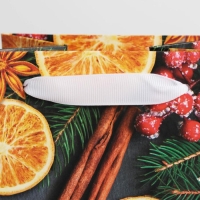 Пакет подарочный новогодний ламинированный под бутылку «Уюта и тепла в новом году», 13 x 36 x 10 см, Новый год Пакет подарочный новогодний ламинированный под бутылку «Уюта и тепла в новом году», 13 x 36 x 10 см, Новый год