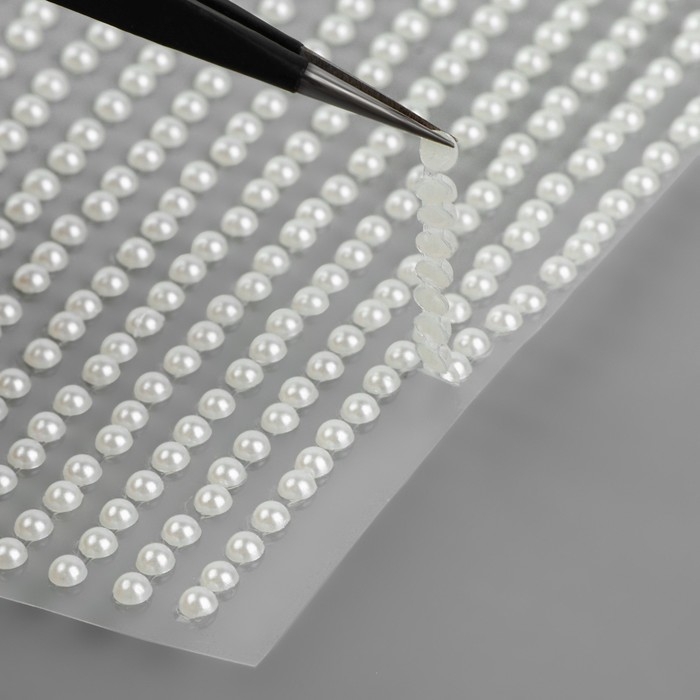 Жемчуг самоклеящийся, d = 3 мм, 15 полос на листе, цвет белый