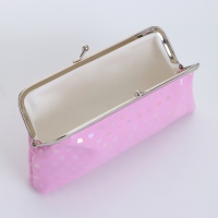 Косметичка на фермуаре, цвет розовый Косметичка на фермуаре, цвет розовый