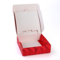 Коробка подарочная новогодняя складная &laquo;Роскошные шары&raquo;, 16.5 &times; 16,5 &times; 5 см