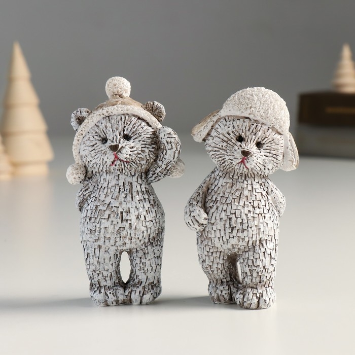 Сувенир полистоун Сувенир полистоун "Мишка в шапке-ушанке, стоит" серый МИКС 4,5х4х10,5 см