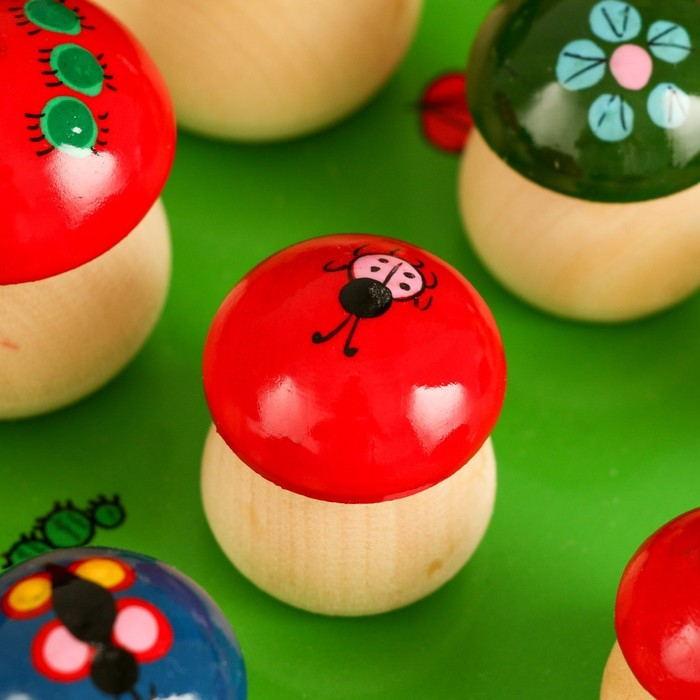 Набор для развития логики &laquo;Грибочки&raquo;, 15 шт по 2-4,5 см, доска 12х24 см