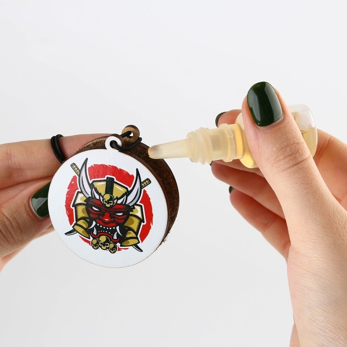 Набор &laquo;Истиный самурай&raquo;, подвеска деревянная с пропиткой и ароматизатор, 10 мл