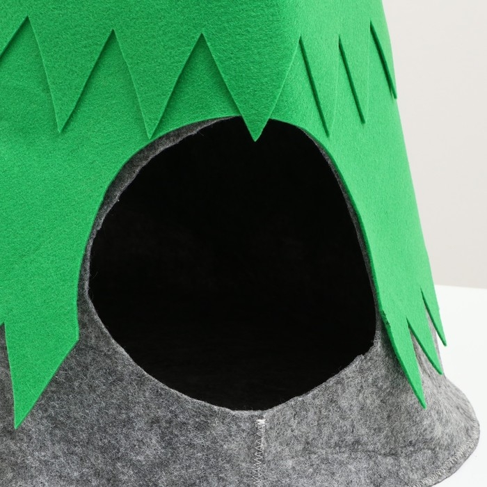 Домик для животных из войлока "Ёлочка"