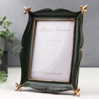 Фоторамка полистоун 10х15 см "Геральдическая лилия в углах" зелёная с золотом 19х15 см Фоторамка полистоун 10х15 см "Геральдическая лилия в углах" зелёная с золотом 19х15 см