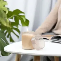 Ароматическая свеча Flikka, сосна и кипарис, бежевая