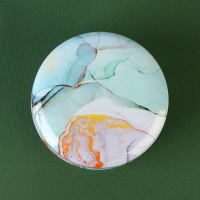 Новогодняя ароматическая свеча в банке &laquo;Новый год: Голубой мрамор&raquo;, аромат еловые шишки, 6 х 6 х 4 см.