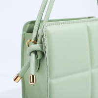 Сумка кросс-боди на молнии, цвет мятный