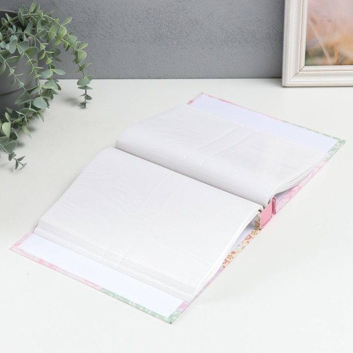 Фотоальбом на 200 фото 10х15 см "Бабочка на розовом" в коробке 5х21х25,5 см