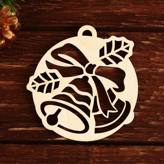 Ёлочные игрушки новогодние &laquo;Новый год: Круглые&raquo;, в деревянной коробке с гравировкой, 6 шт