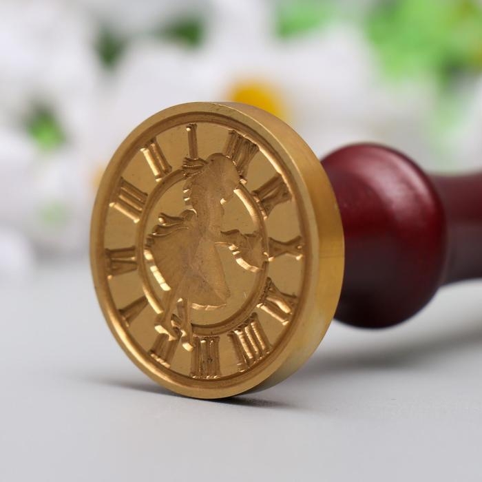 Печать для сургуча с деревянной ручкой Печать для сургуча с деревянной ручкой "Алиса и часы" 9х3х3 см