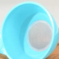 Воронка-сито пластиковая «Комбо», 22×10×11,5 см, цвет МИКС Воронка-сито пластиковая «Комбо», 22×10×11,5 см, цвет МИКС