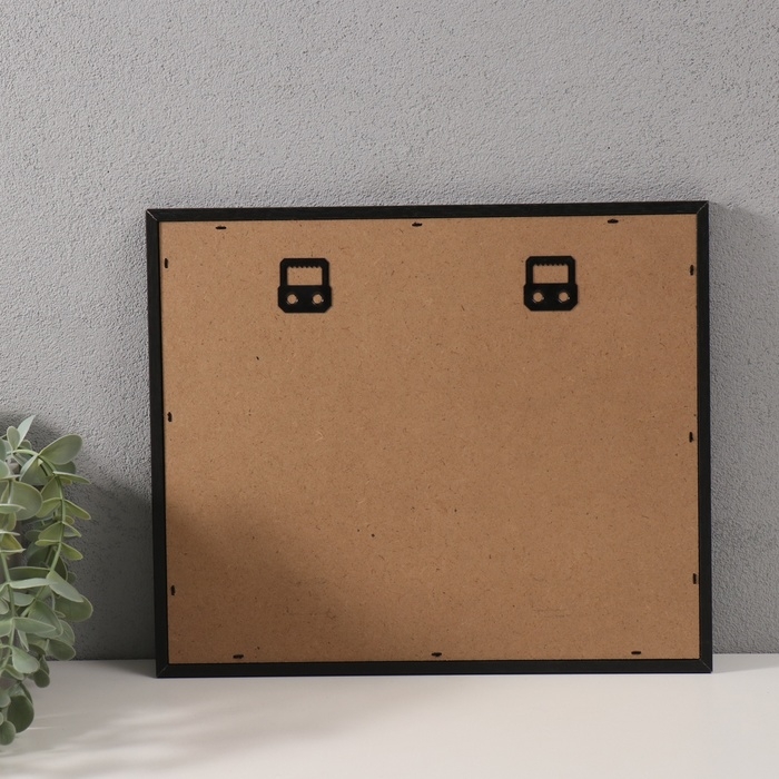 Фоторамка дерево, металл с прищепками 10х15 см Фоторамка дерево, металл с прищепками 10х15 см "Дом" черная 28,5х24х1,3 см