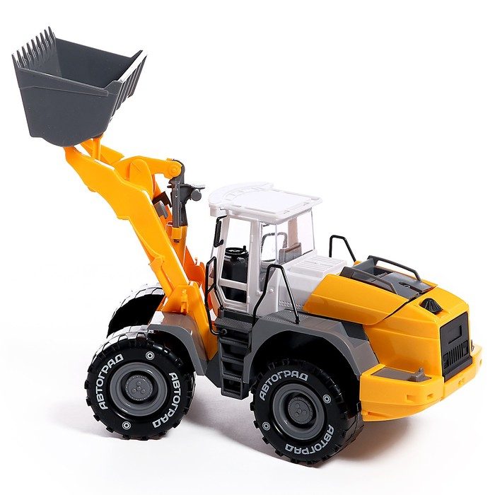 Трактор инерционный &laquo;Погрузчик&raquo;