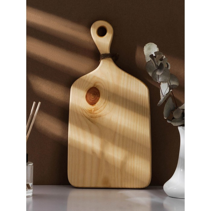 Доска разделочная авторская Adelica &laquo;Не вещи&raquo;, 36&times;18&times;2,5 см, цельный массив кедра, цвет молочный