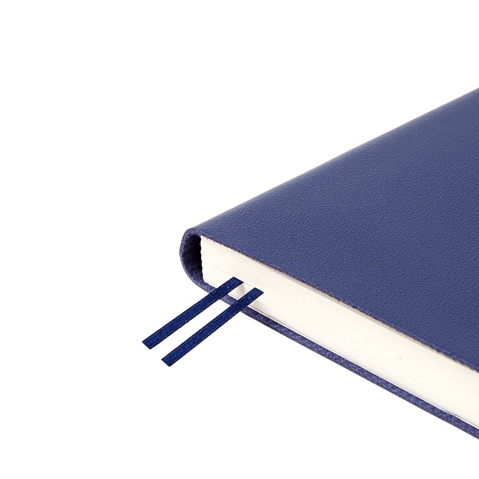 Ежедневник недатированный А5, 128 листов GRAND, интегральная обложка из искусственной кожи, ляссе, кремовый блок 70 г/м2, синий