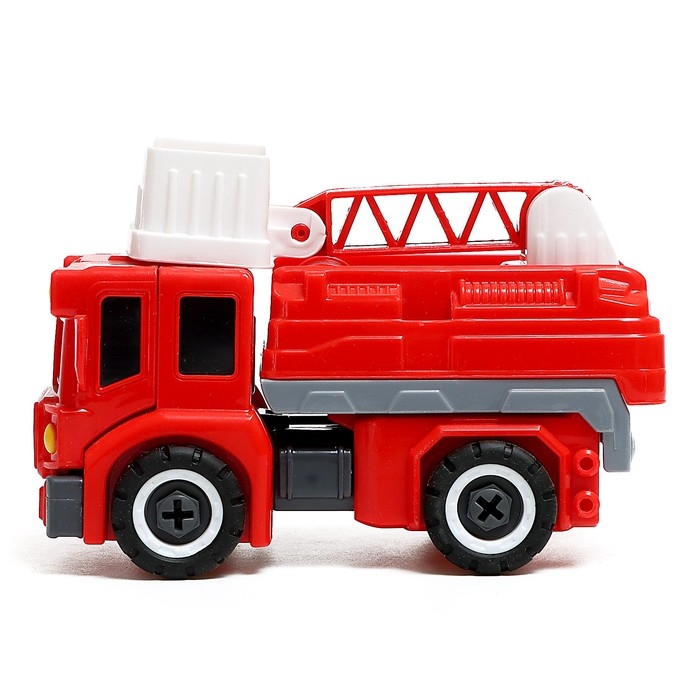 Конструктор винтовой &laquo;Пожарная&raquo;, 2 в 1 робот-машина