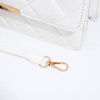 Сумка-мессенджер на магните, цвет белый Сумка-мессенджер на магните, цвет белый