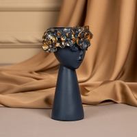 Подсвечник полистоун &laquo;Девушка с венком&raquo; 9,5 х 9,5 х 14 см МИКС