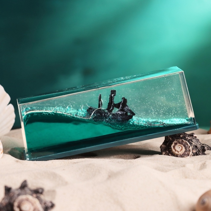 Корабль в жидкости, антистресс "Черная жемчужина" 15 х 5.5 х 5.3 см