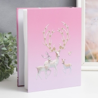 Фотоальбом на 200 фото 10х15 см "Олени с цветочными рогами" в коробке МИКС 26,5х20,5х5,5 см 786747 Фотоальбом на 200 фото 10х15 см "Олени с цветочными рогами" в коробке МИКС 26,5х20,5х5,5 см 786747