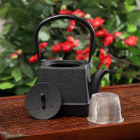 Чайник для плиты Доляна «Бокей. Этно», 700 мл, с ситом, чугун, с эмалированным покрытием, индукция, цвет чёрный Чайник для плиты Доляна «Бокей. Этно», 700 мл, с ситом, чугун, с эмалированным покрытием, индукция, цвет чёрный