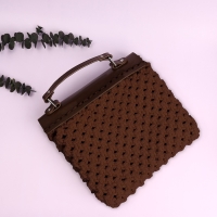 Крышка-клапан для сумки, с ручкой, на магнитной кнопке, 23 &times; 21 см, цвет коричневый/серебряный