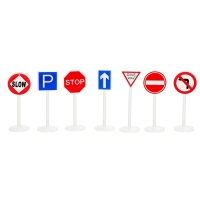 Автотрек «Розовая машинка», работает от батареек, дорожные знаки в комплекте Автотрек «Розовая машинка», работает от батареек, дорожные знаки в комплекте