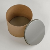 Тубус 120х100 мм (80 мм внутренняя высота),плотный картон, металлическая крышка Тубус 120х100 мм (80 мм внутренняя высота),плотный картон, металлическая крышка