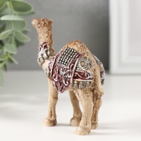 Сувенир полистоун "Пустынный верблюд с попоной" 3,5х8х8,7 см Сувенир полистоун "Пустынный верблюд с попоной" 3,5х8х8,7 см