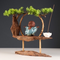 Сувенир дерево, фарфор "Маленький Будда в голубом" с подставкой для благовонии 35х35х9,5 см Сувенир дерево, фарфор "Маленький Будда в голубом" с подставкой для благовонии 35х35х9,5 см