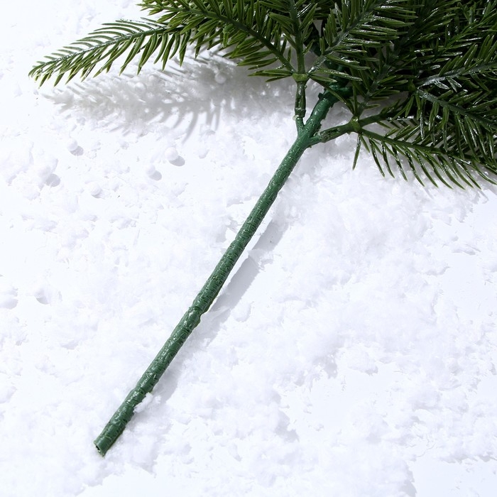 Декор «Ветвь молодой ели» Декор «Ветвь молодой ели»