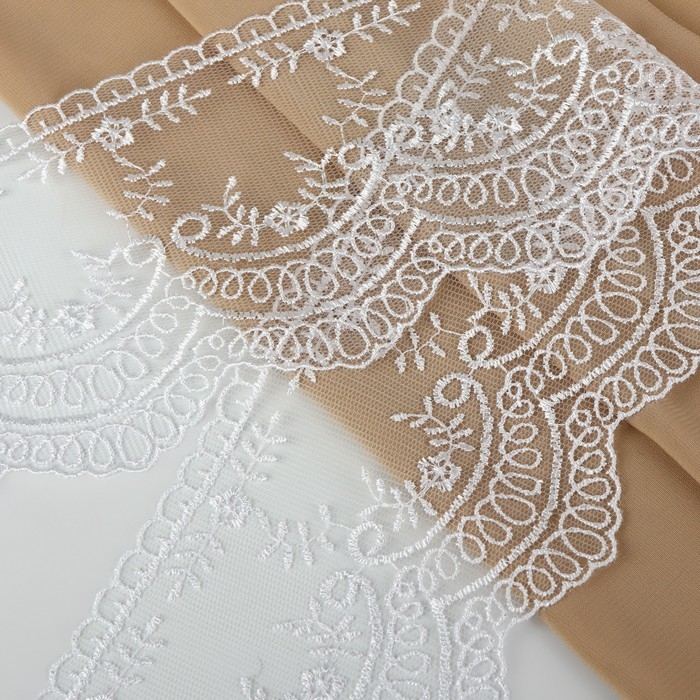 Кружево на сетке, 95 мм &times; 11 &plusmn; 1 м, цвет белый