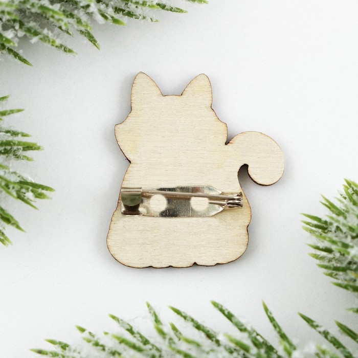 Значок новогодний в коробочке &laquo;Кот&raquo; 3 х 3,3 см