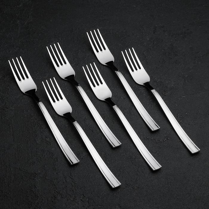 Вилка столовая &laquo;Торжество&raquo;, длина 20 см, толщина 2 мм, цвет серебряный