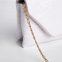 Сумка-клатч на магните, цвет белый Сумка-клатч на магните, цвет белый