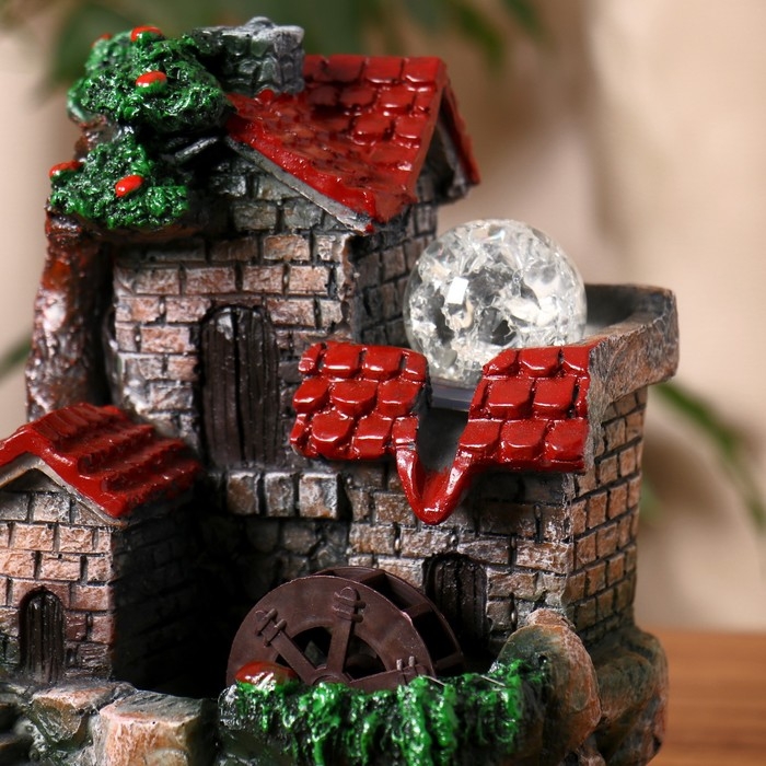 Фонтан "Дом на пригорке" 10х14х19 см (с подсветкой)