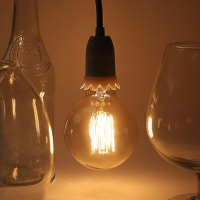 Лампа накаливания винтажная "Шар", G80, 40 Вт, Е27, 230 В, 120х80 мм, теплый белый Лампа накаливания винтажная "Шар", G80, 40 Вт, Е27, 230 В, 120х80 мм, теплый белый