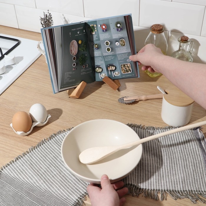 Подставка для книг, планшетов, 16,5&times;12,5&times;16,5 см, длина 1 детали 22,5 см, берёза