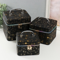 Шкатулка кожзам с зеркалом "Вспышка на чёрном" н-р 3 шт 16,5х16,5х14 15х15х10,5 19х19х19 см 993621 Шкатулка кожзам с зеркалом "Вспышка на чёрном" н-р 3 шт 16,5х16,5х14 15х15х10,5 19х19х19 см 993621